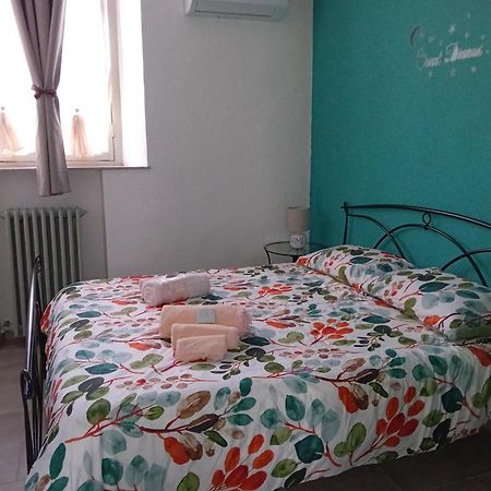 Petite Maison Асти Экстерьер фото
