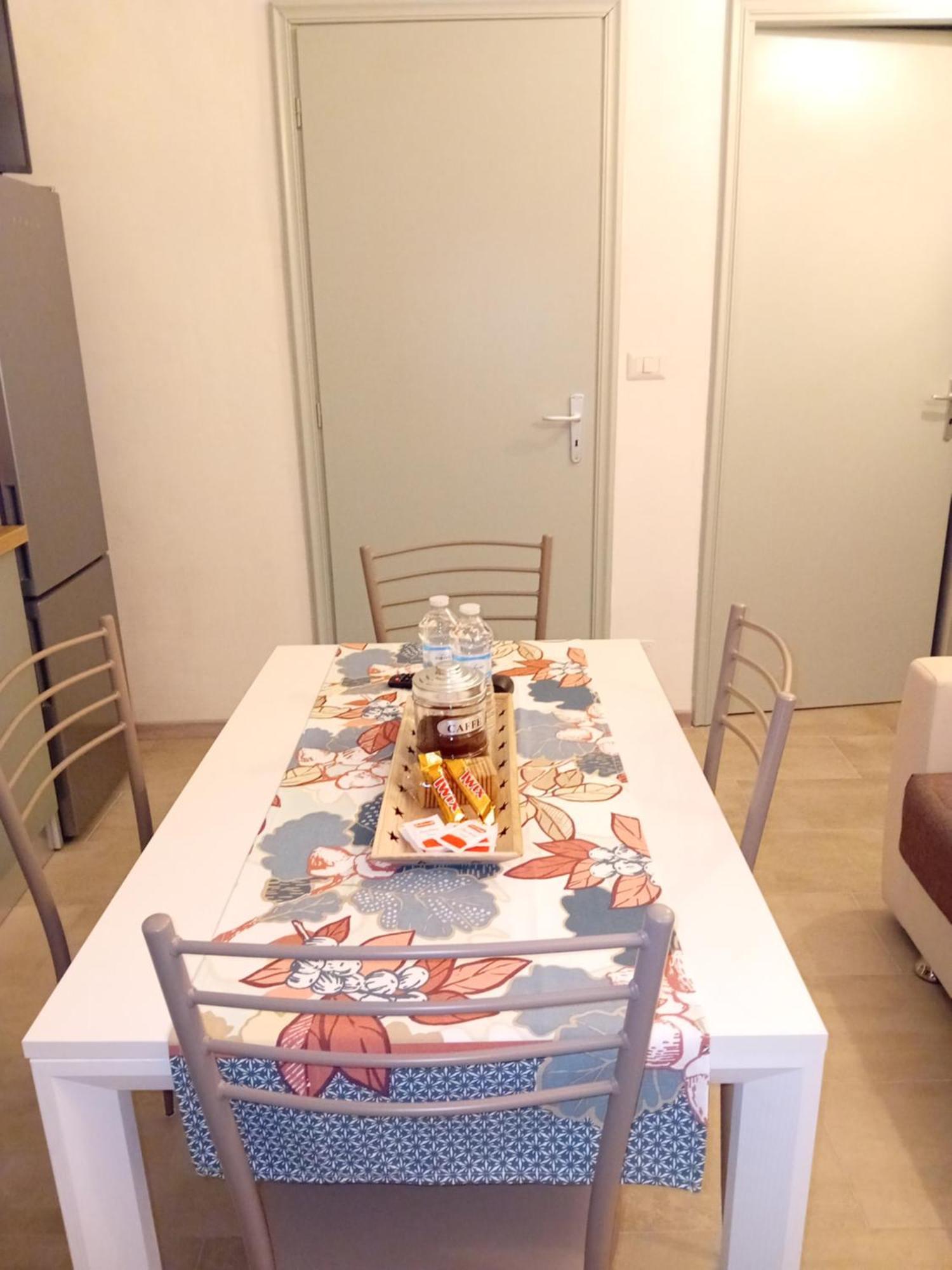 Petite Maison Асти Экстерьер фото