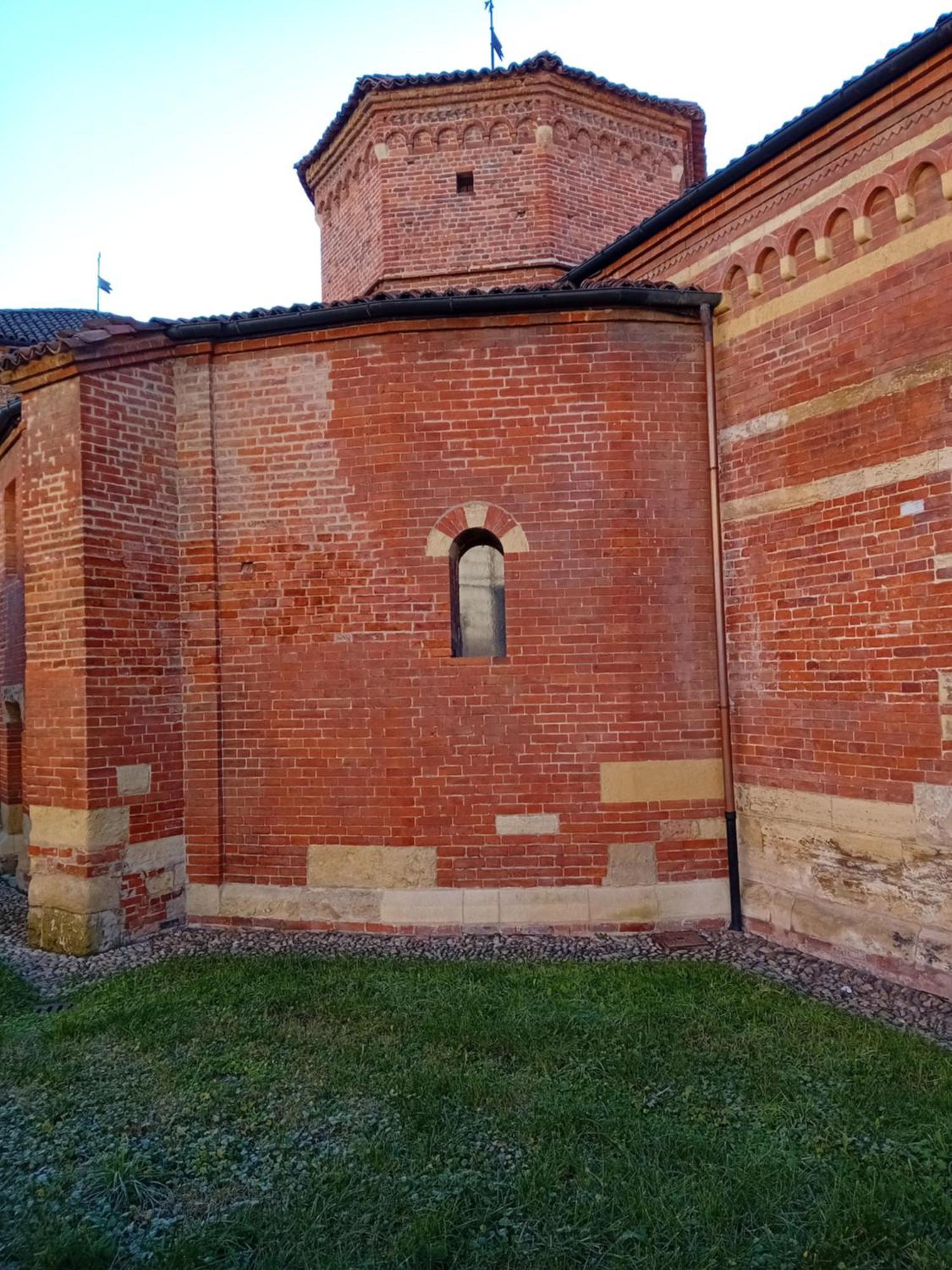 Petite Maison Асти Экстерьер фото